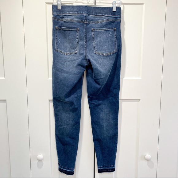 Spanx Distressed Ankle Skinny Jean - Picture 4 of 8